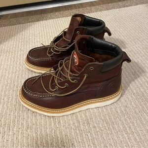 Men’s Red Wing Irish Setter Ashby Work Boots, size 11.5